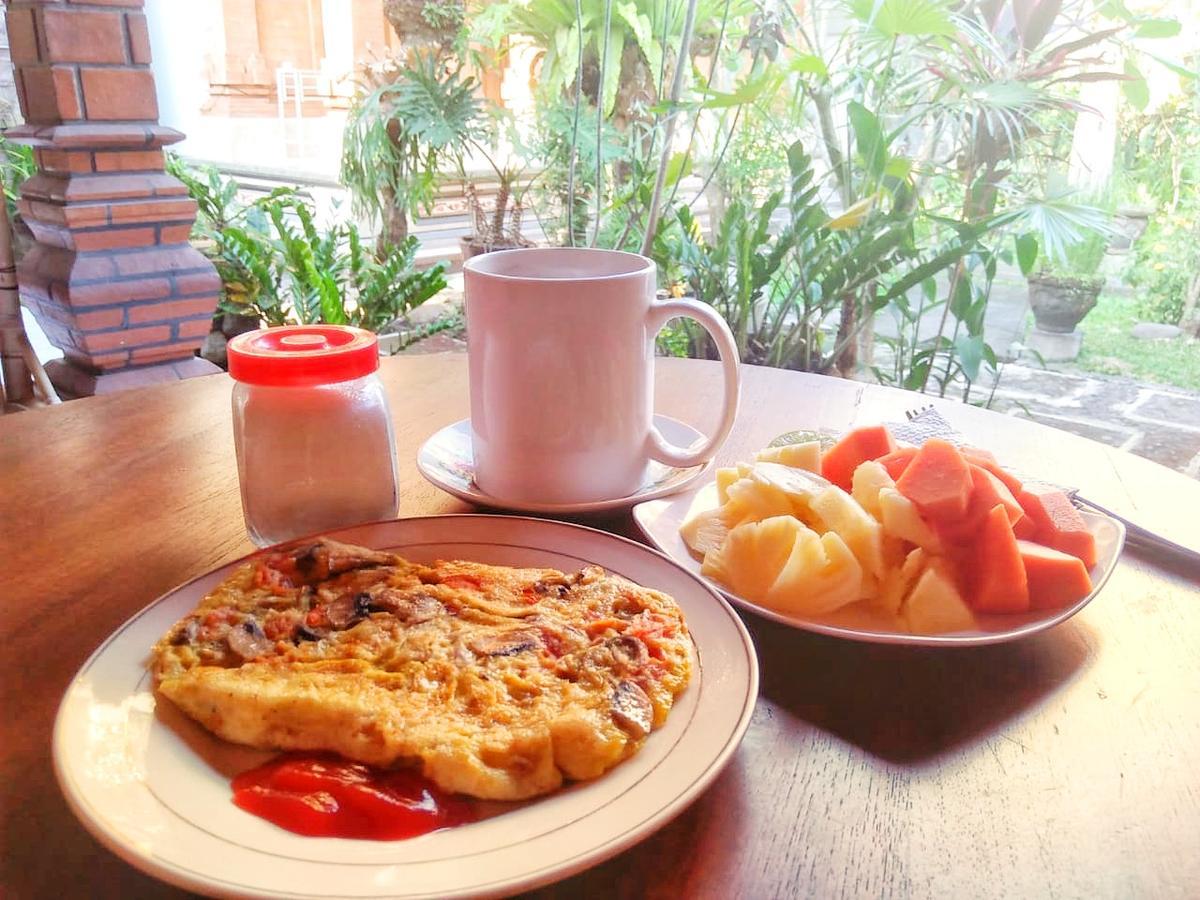 Yumi House Hotel Ubud  Bagian luar foto