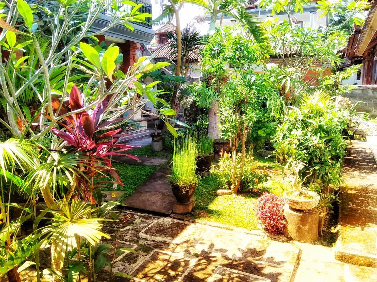 Yumi House Hotel Ubud  Bagian luar foto